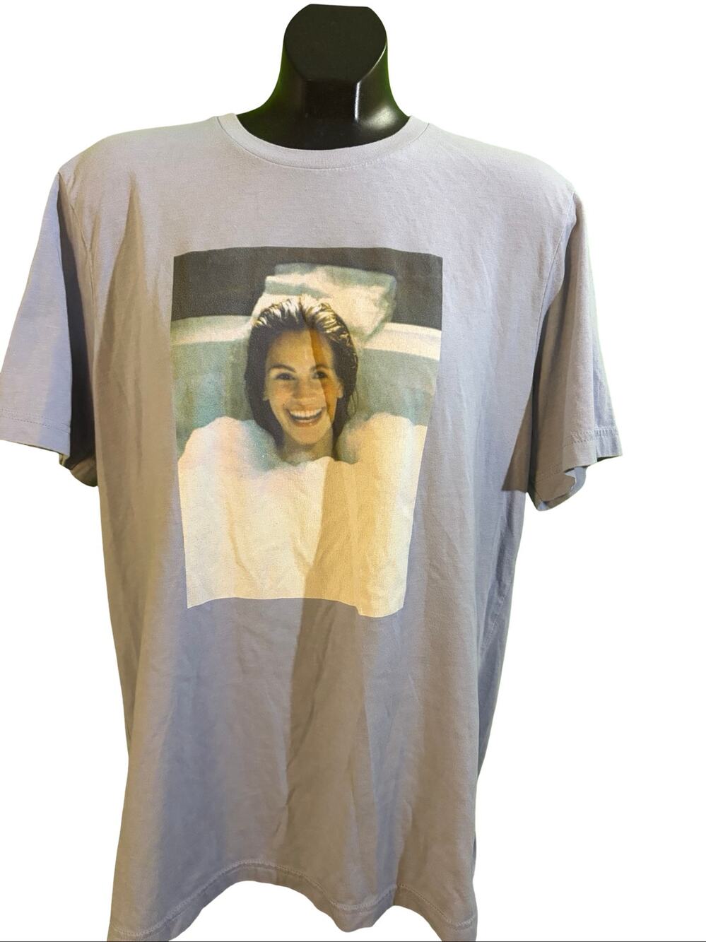 Bella+Canvas Charlie Southern Graphic Tee Pretty Woman Julia Roberts Bathtub XL